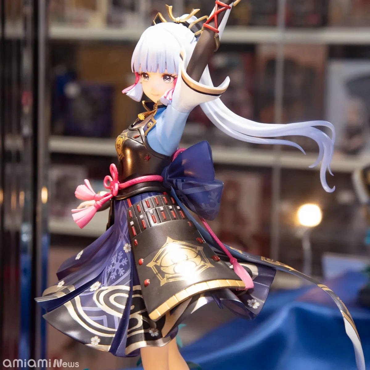 25cm Genshin Impact Kamisato Ayaka Figure