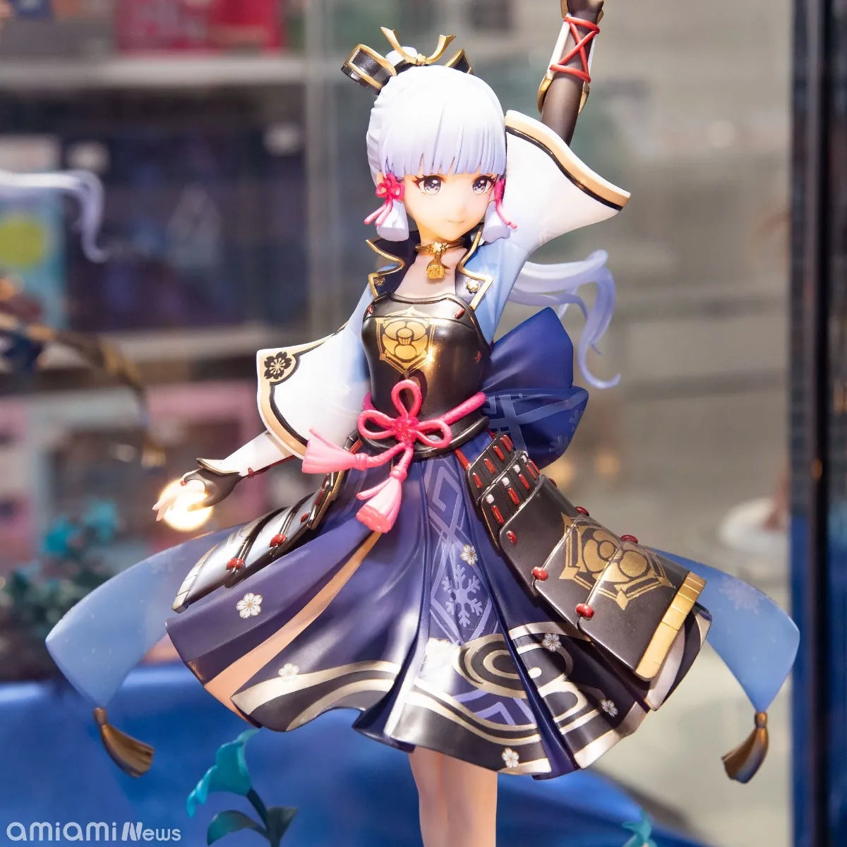 25cm Genshin Impact Kamisato Ayaka Figure